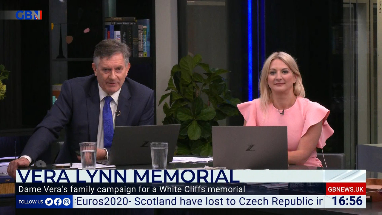 06 14 15 00 00 Mc Coy & Phillips Lively, engaging conversation ab 003
