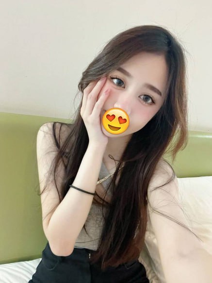 台南外送茶素人女孩火辣反差身材與主動跨坐熱吻圖鑑