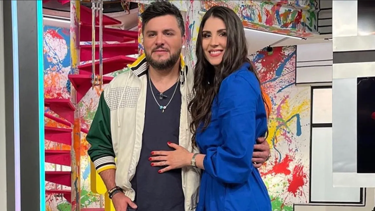 Paul Stanley y Joely Bernat revelan que están esperando a su primer bebé