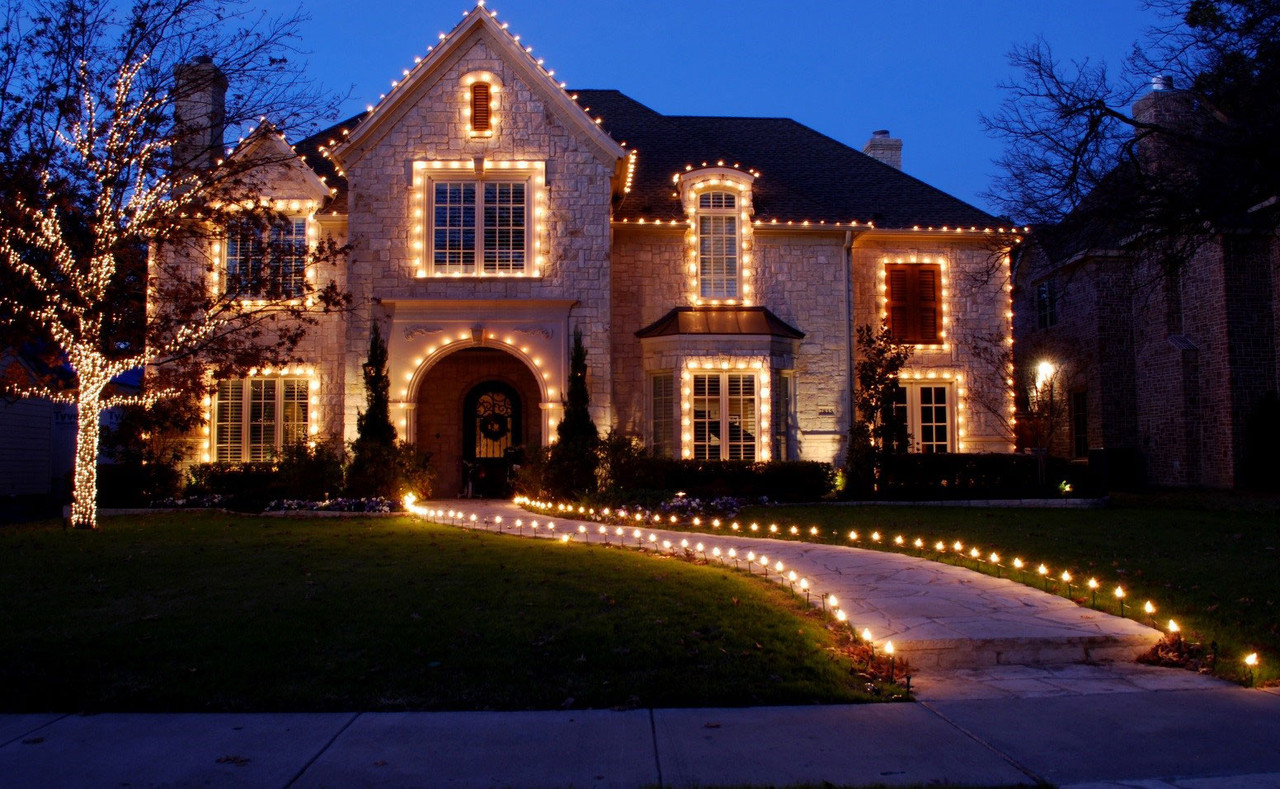 OpalView Christmas Lighting house example