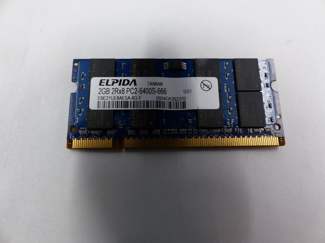 ELPIDA 2GB 2RX8 PC2-6400S-666 MEMORY CARD EBE21UE8AESA-8G-F