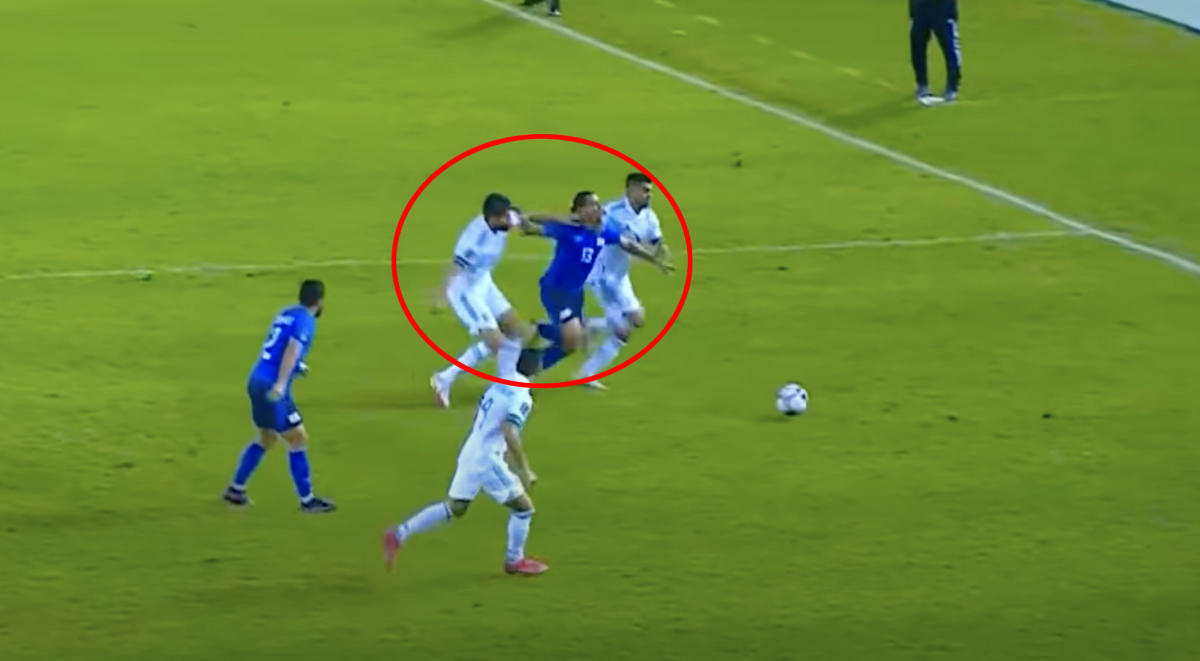 Néstor Araujo podría quedar fuera de la Selección Mexicana