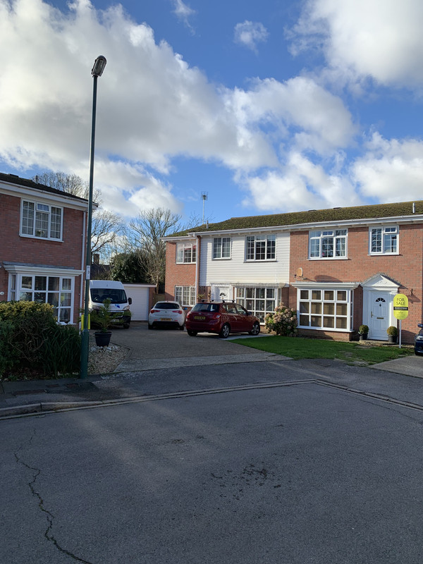 DDFD3461-B201-4FA9-AEFE-E645F0627240