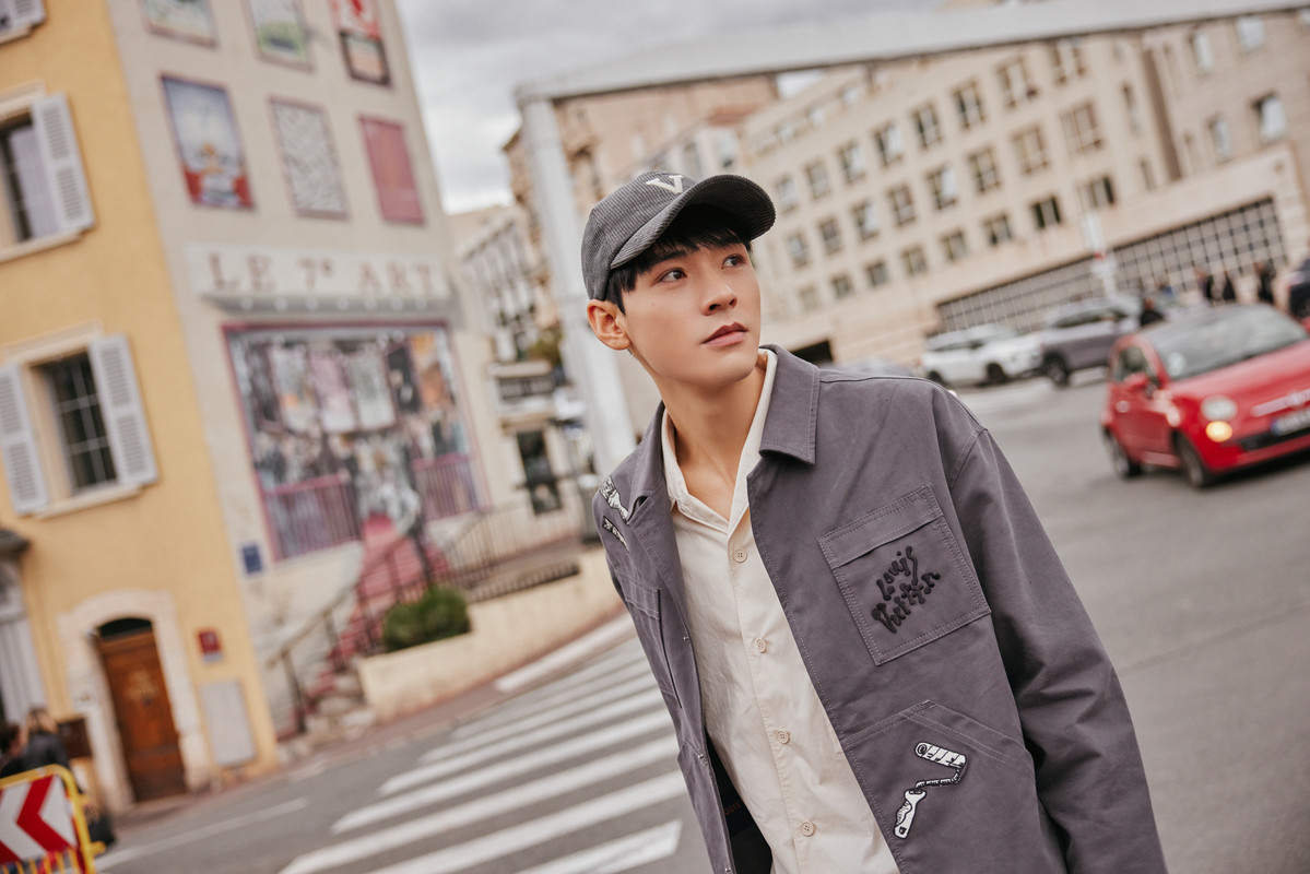 006DurXogy1hf6w4kle7ij34mo336u15