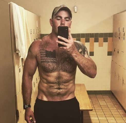 3B389824-2100-4D43-9340-282871AA8B28