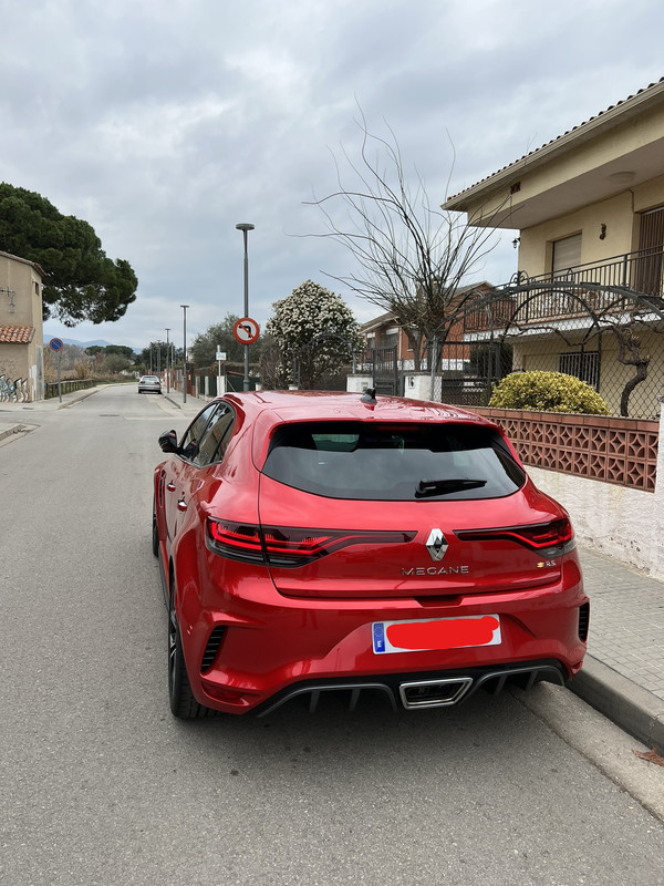 MEGANE_DETRAS