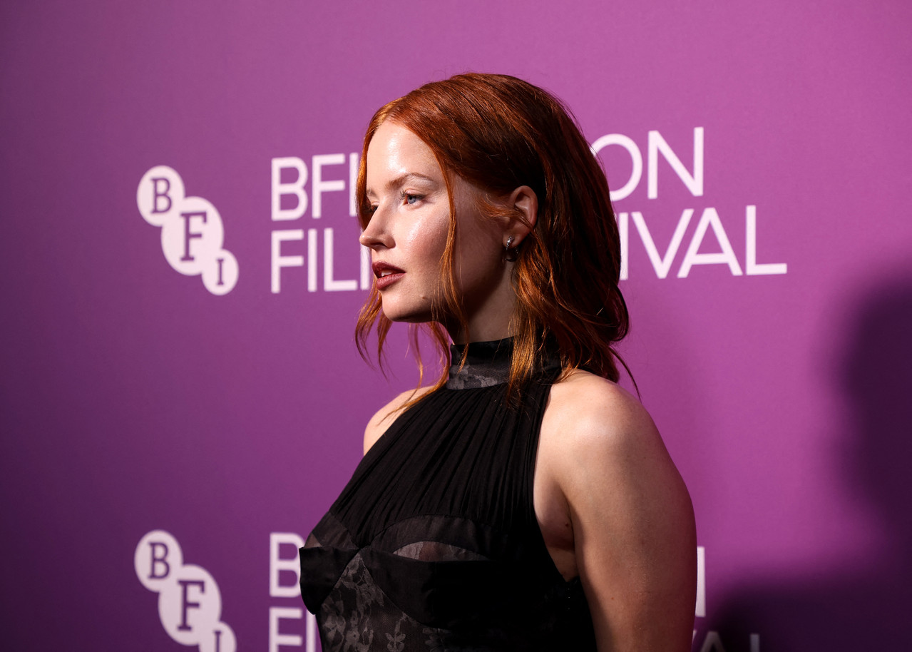 Ellie Bamber See Through The Face Of Horror38