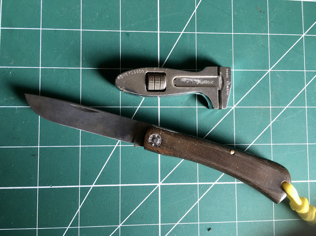 1E158100-A252-431D-93E4-C386F2A3CF31