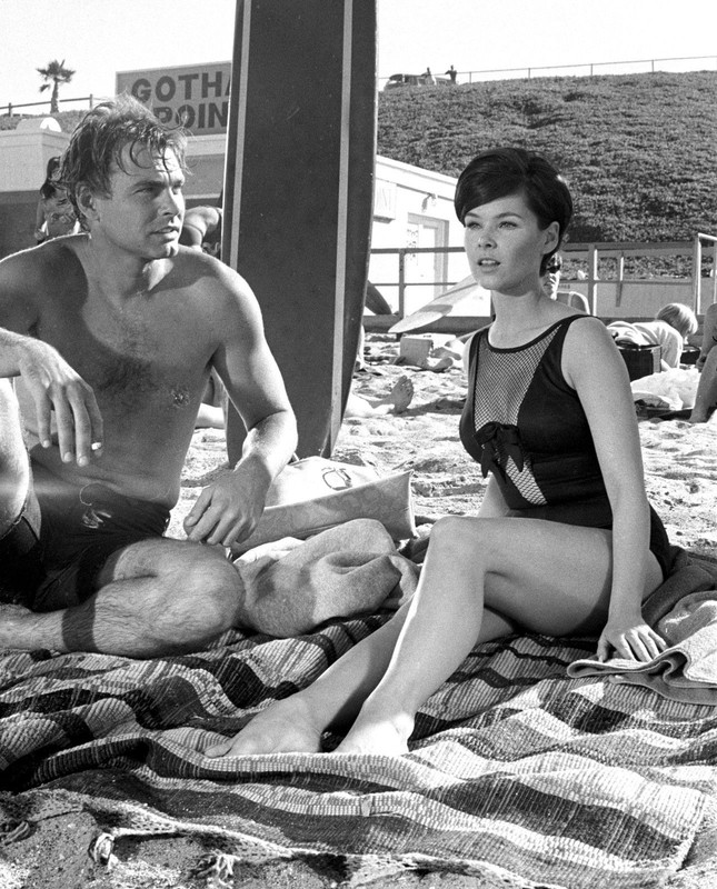 yvonne_craig_168