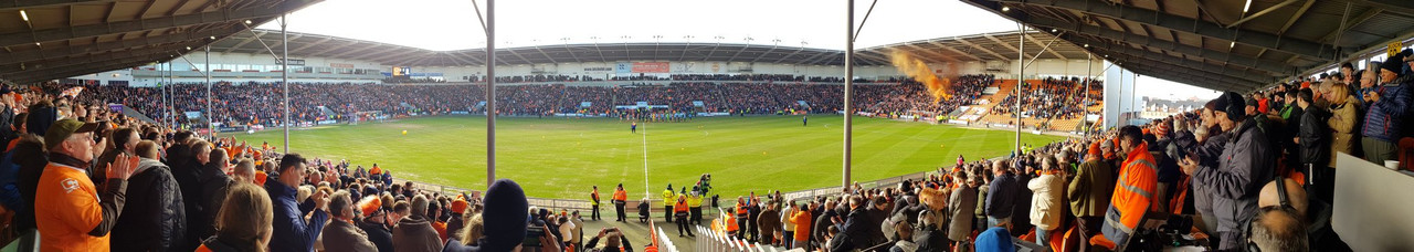 D1OaloHWoAEh0uM.jpg large