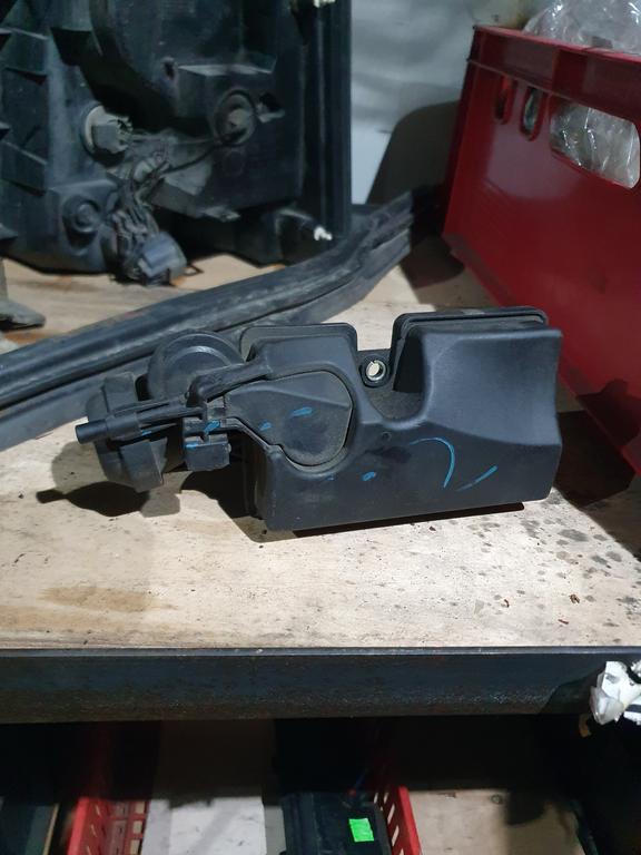 Адсорбер топливных паров