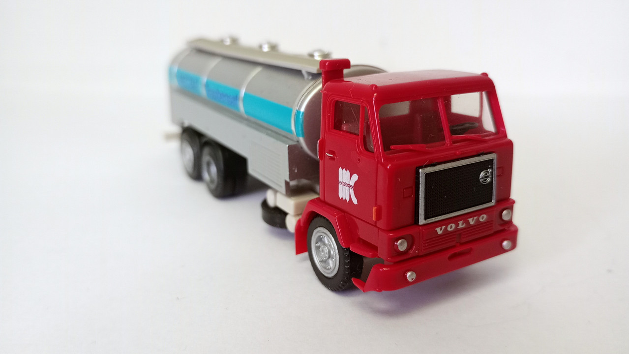 Mach (2918)