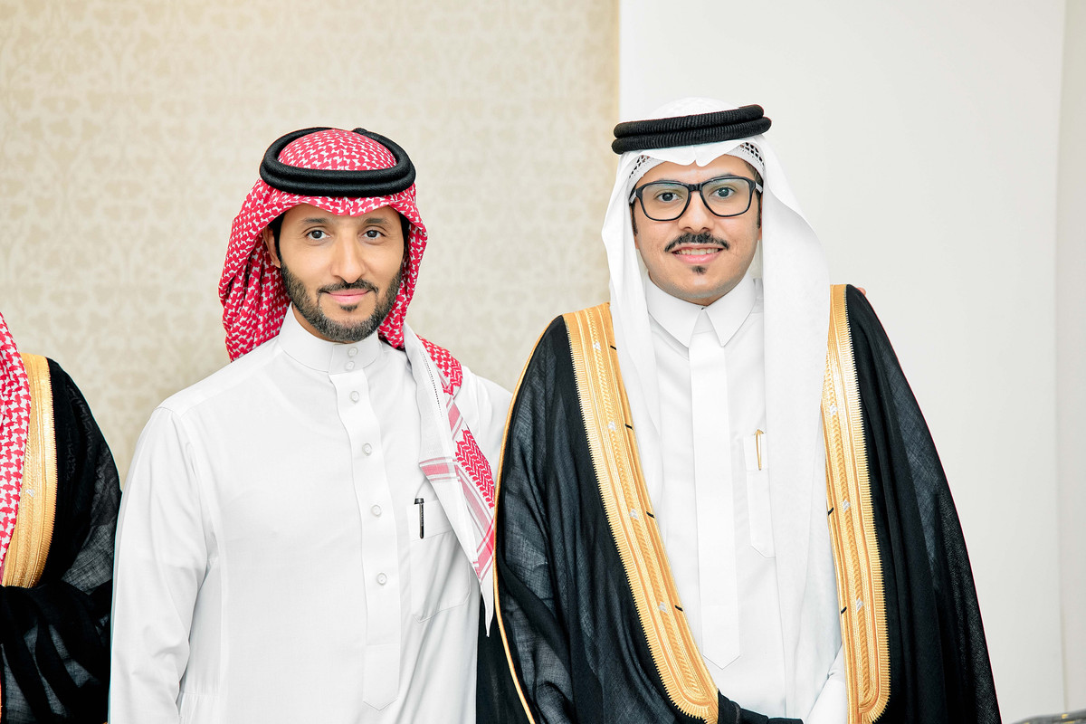 Freelancers-BN7-A8104