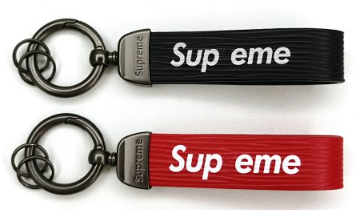 Llavero Supreme
