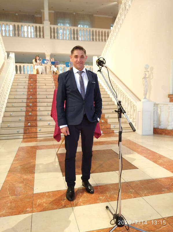 929AAF8B-21C7-46EF-9732-4FEF0FDD3B55