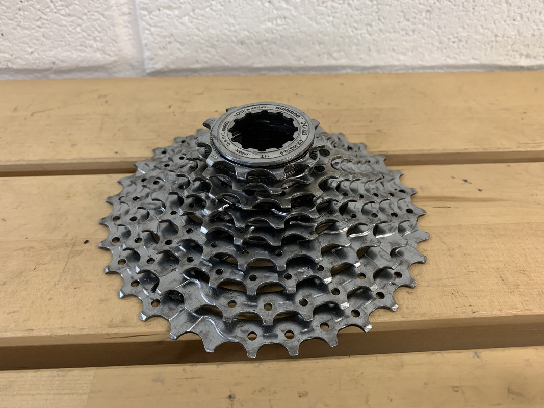 B10EED1F-F070-4451-9D2E-066940EAAC9F