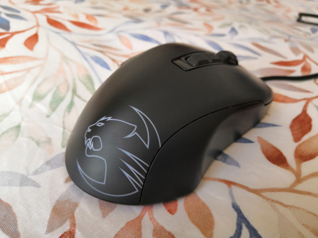 Roccat Kone Pure Owl-Eye 1