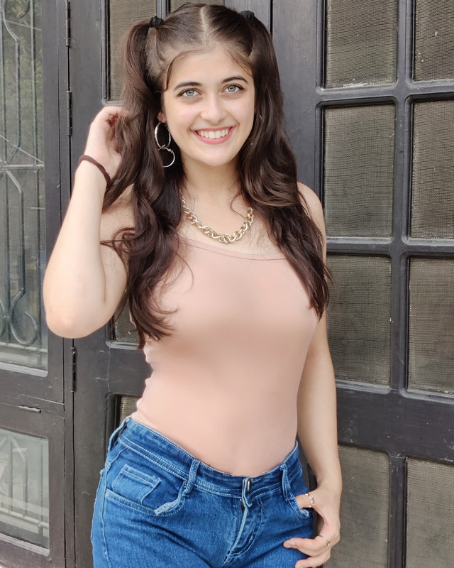 Urvi Singh