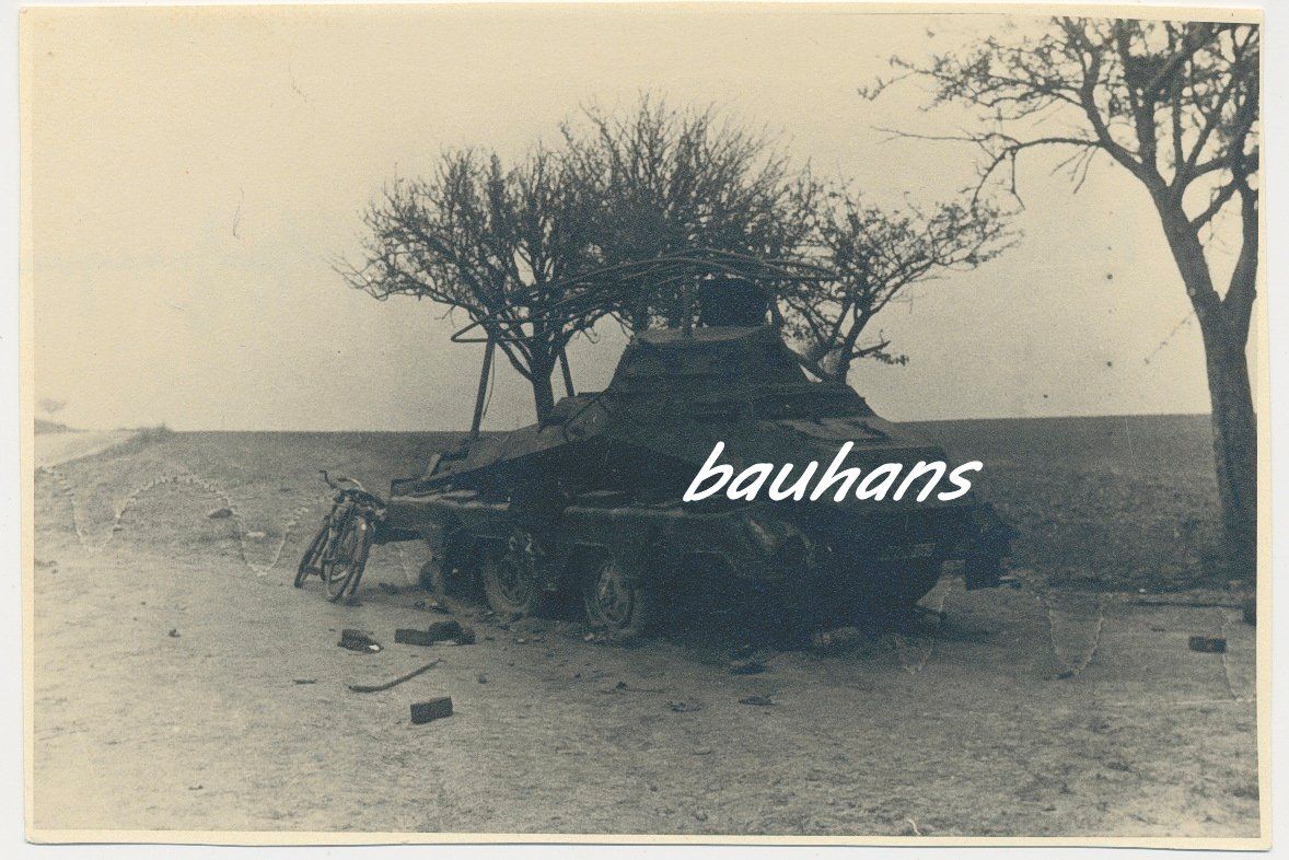 Foto Frankreich Panzerspähwagen Sd.Kfz 8 Rad abg