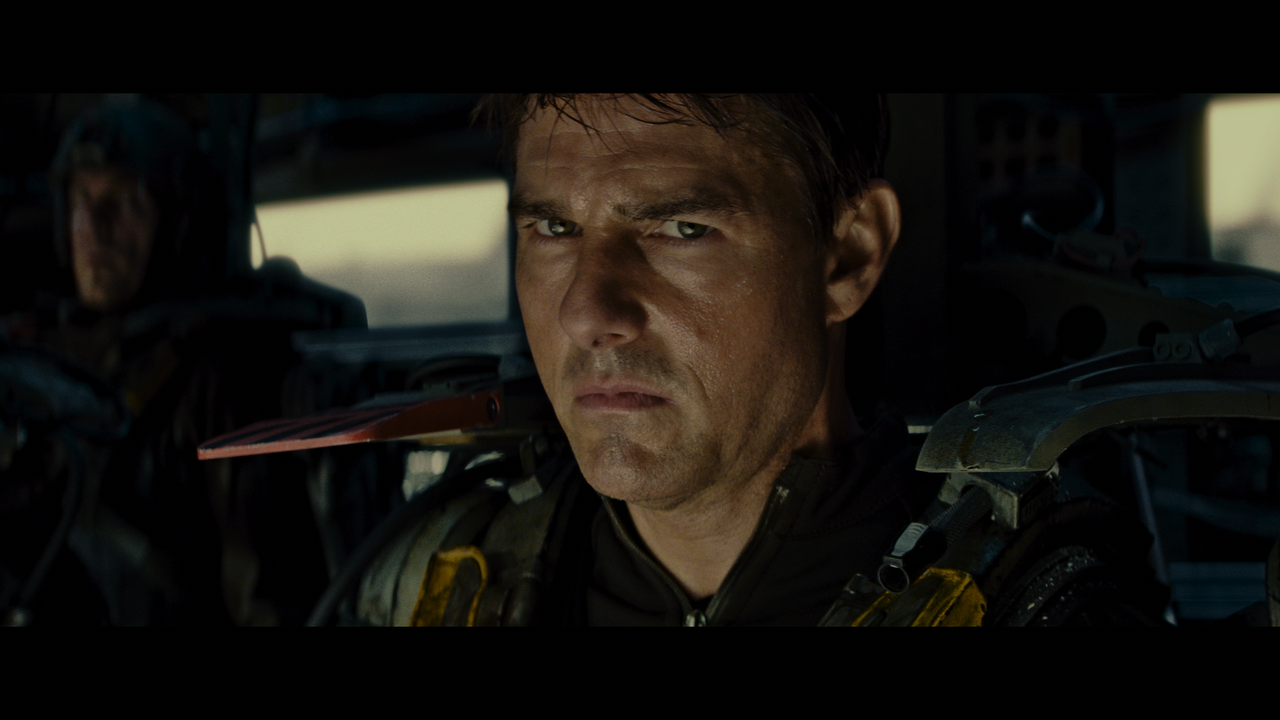 Edge of Tomorrow.mkv_snapshot_01.12.18_[2022.07.20_22.01.40]