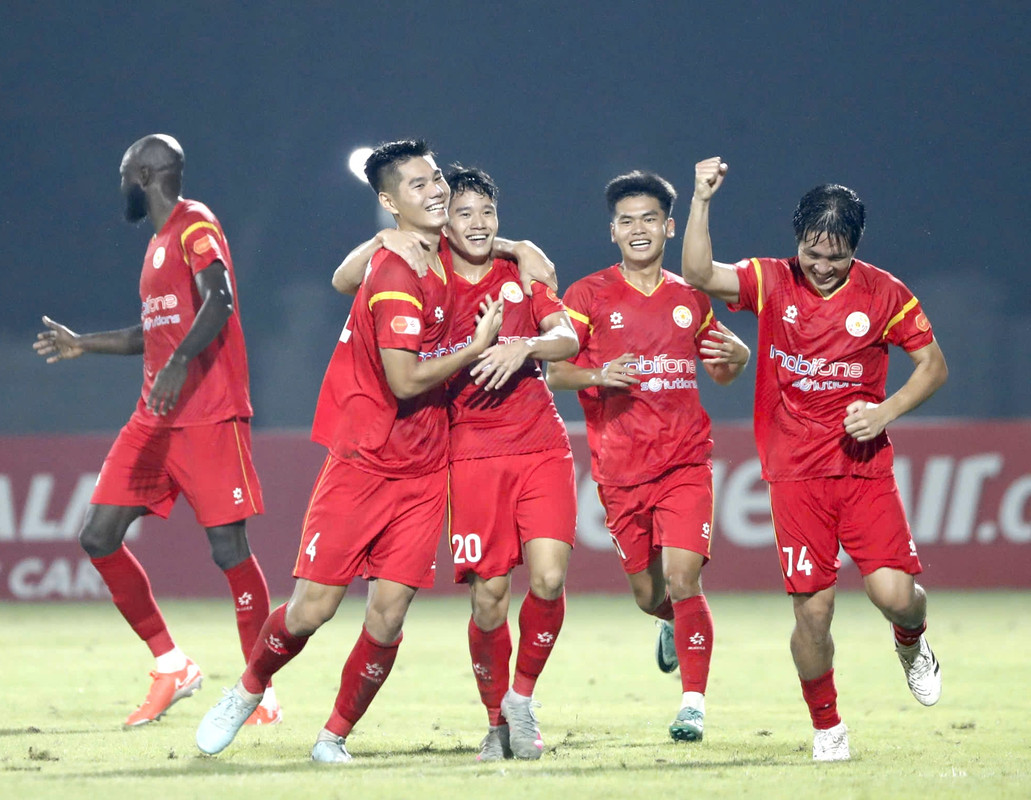 CAHN vs PVF-CAND, 19h15 ngày 31/10