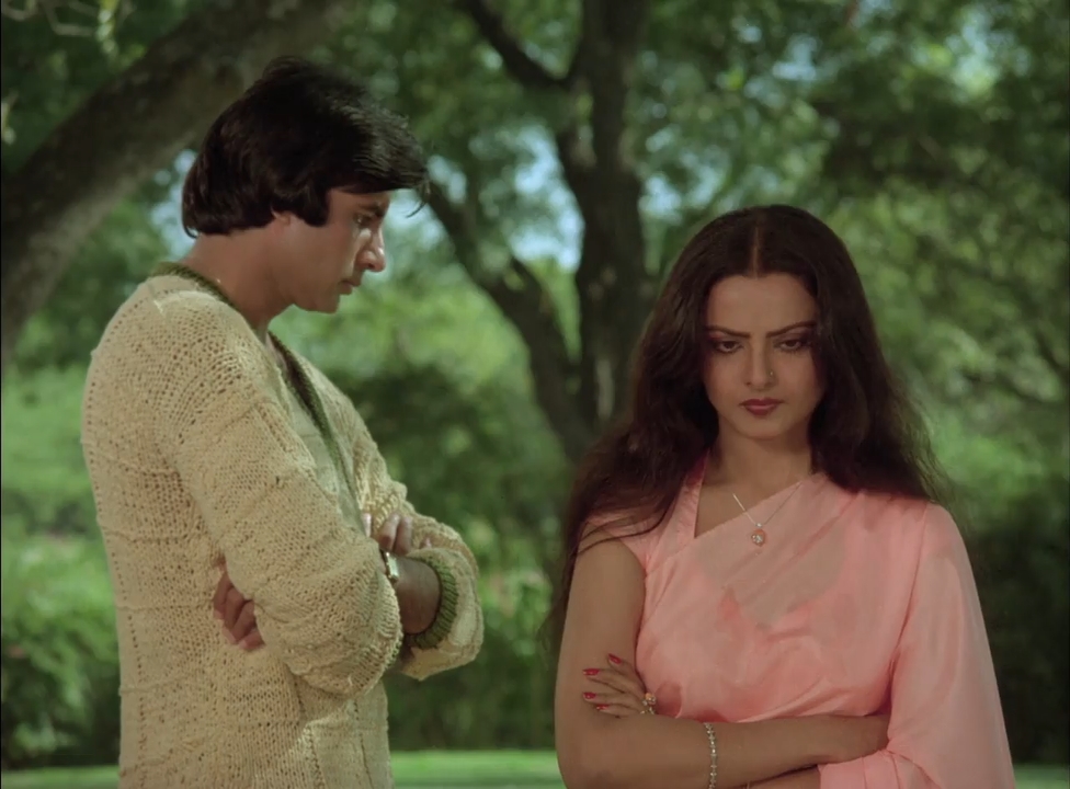 Silsila 1981 WebRip [Hindi] 480p 720p ESub Screenshot