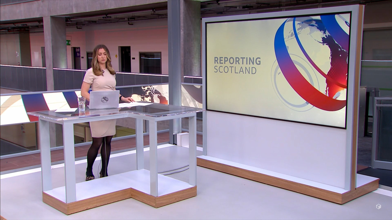 04.07 - 13.20.01 - BBC London News. The latest stories from the BBC L....ts_snapshot_05.13.805