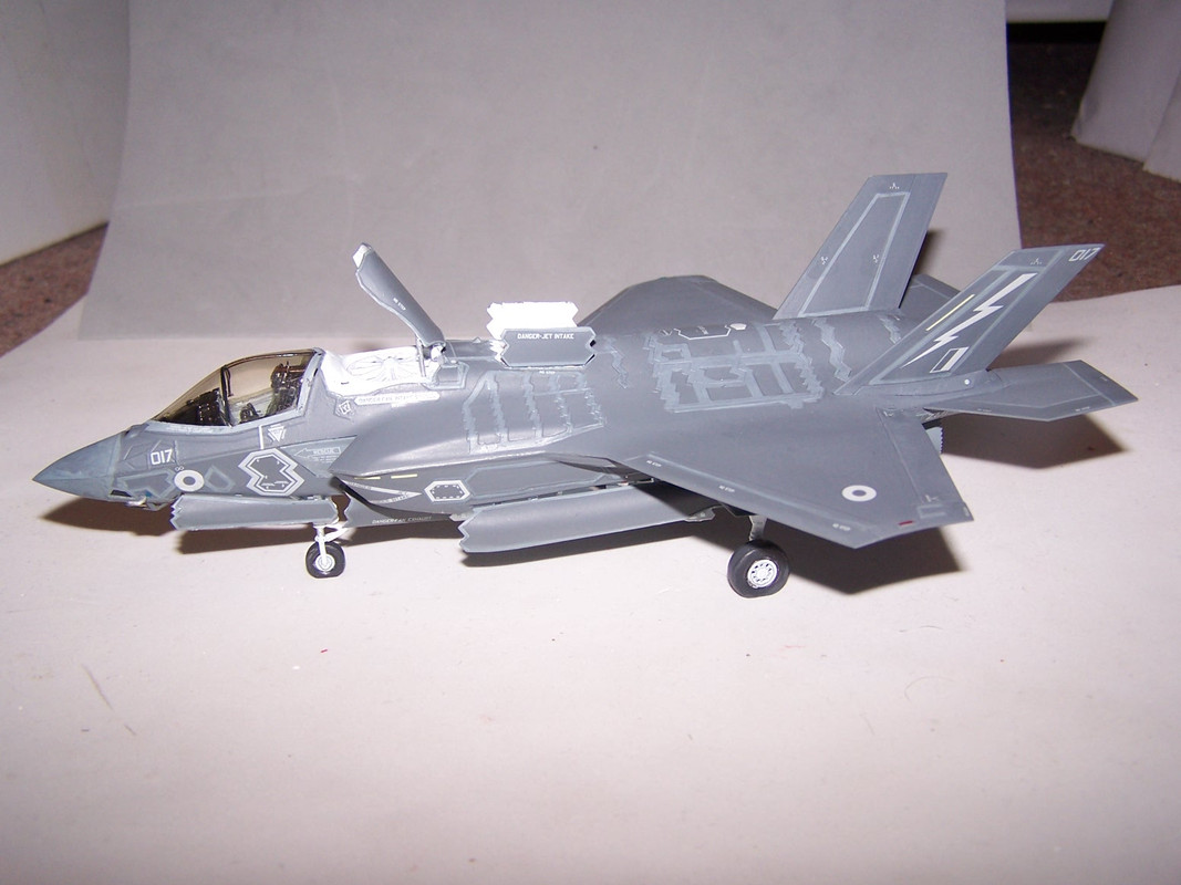 Italeri_F35B_Lightning_P