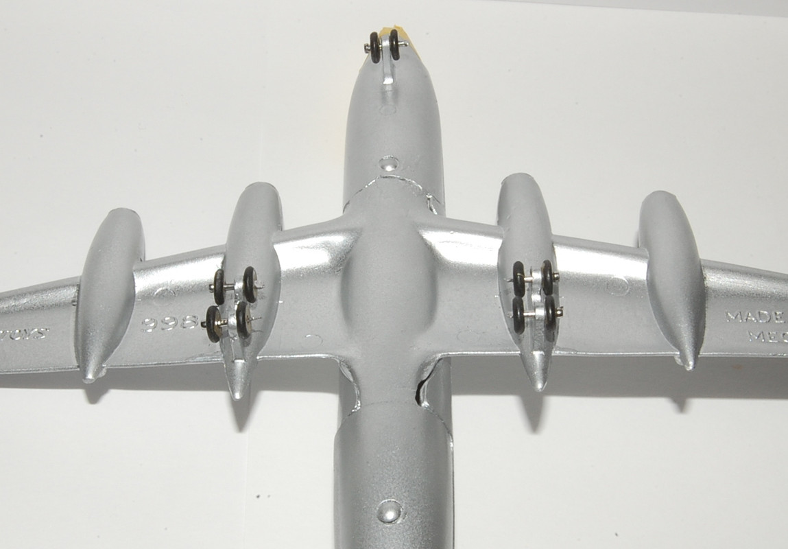 Dinky 998 Bristol Britannia -36