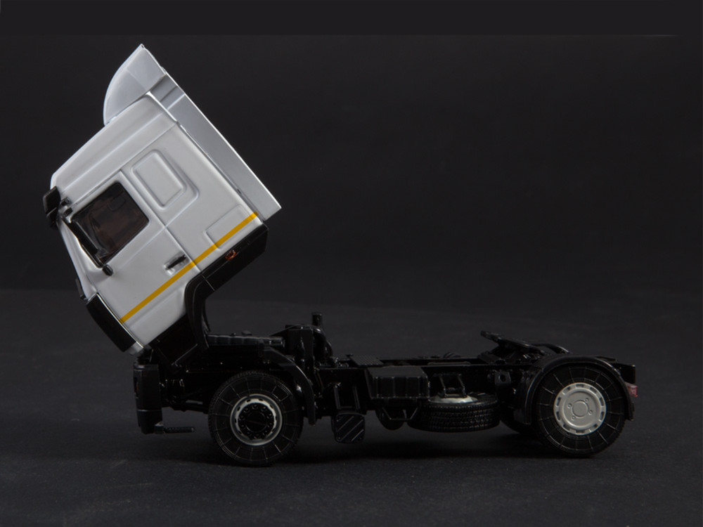 102668_MAZ-5440_[Rtm]_04