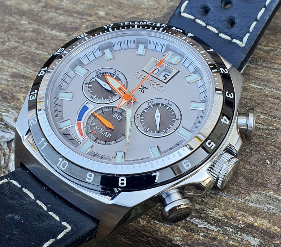 5B91DEA2-6391-484C-9DCD-9DEC0B5497F2