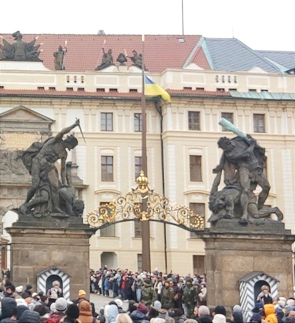 La pinacoteca del Castillo, la Galería Nacional y más Mercados de Navidad - Viena - Bratislava - Praga, Navidad 2024 (107)