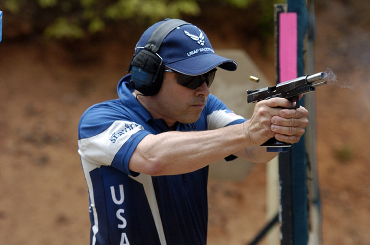 IDPA стрелок