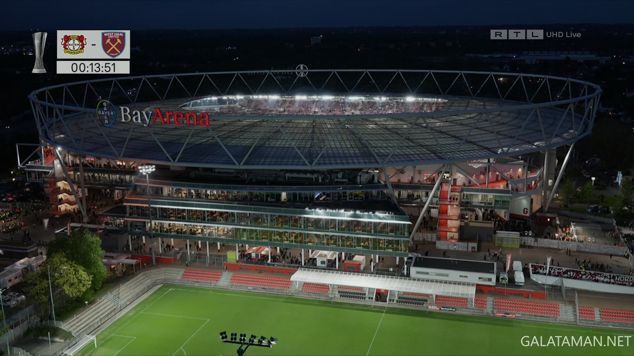 [Image: 04-11-20-40-03-RTL-UHD-UEFA-Europa-Leagu...12-806.jpg]