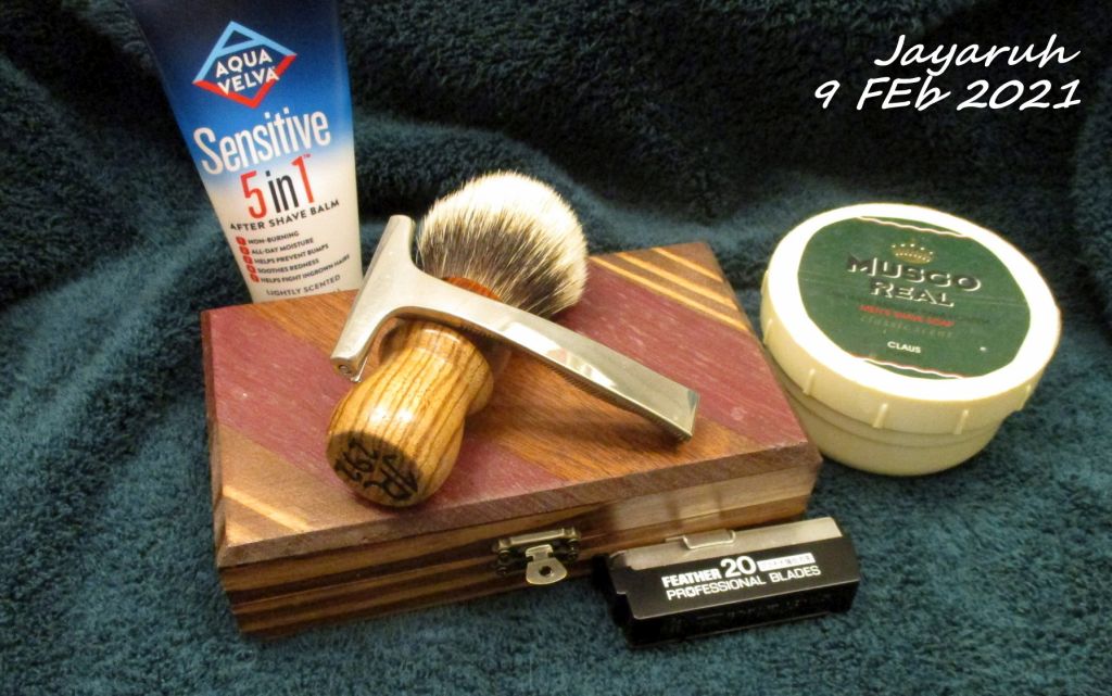 [Image: sos210909.jpg]