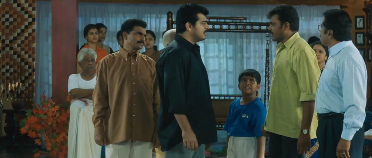 Poovellam Un Vasam 2001 WebRip [Tamil] 480p, 720p ESub Screenshot