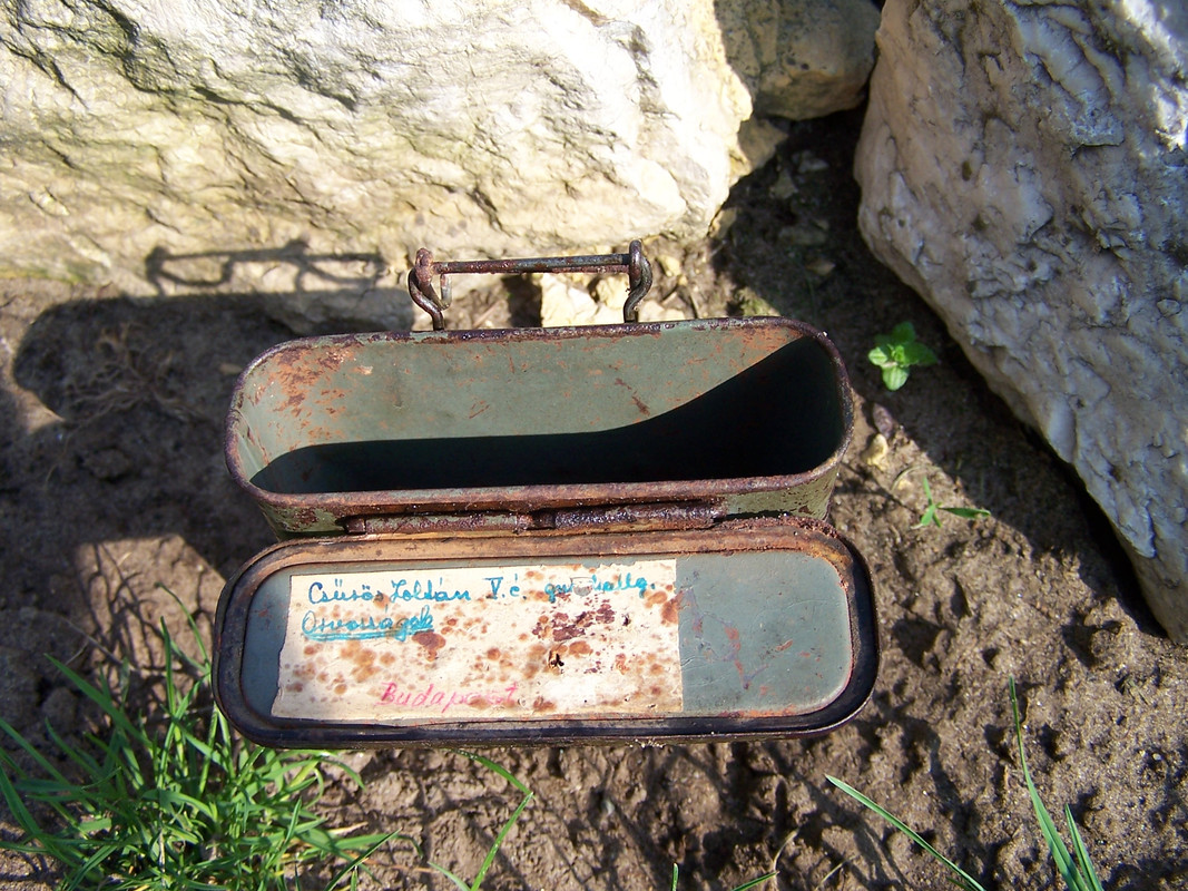 Tároló˛Pertrix 005