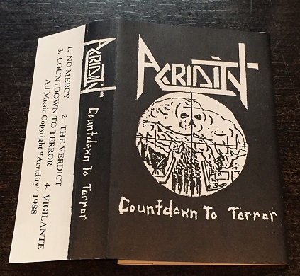 https://i.postimg.cc/2SX5vMy5/cover-inlay.jpg