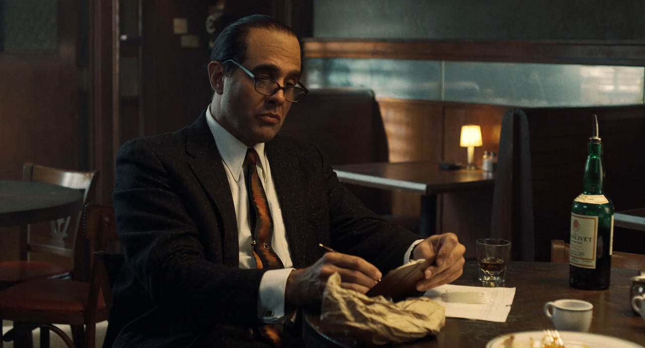 The Irishman 2019 BluRay [Hindi + English] 480p 720p 1080p ESub Screenshot
