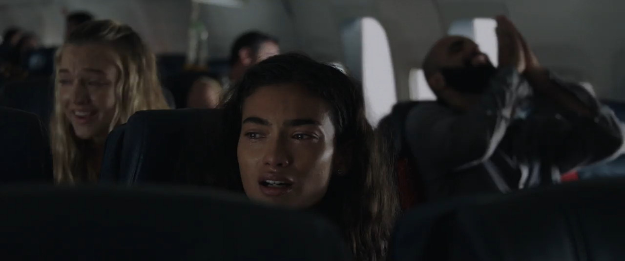 Plane 2023 BluRay [Hindi + Tamil + Telugu + English] 480p 720p ESub Screenshot