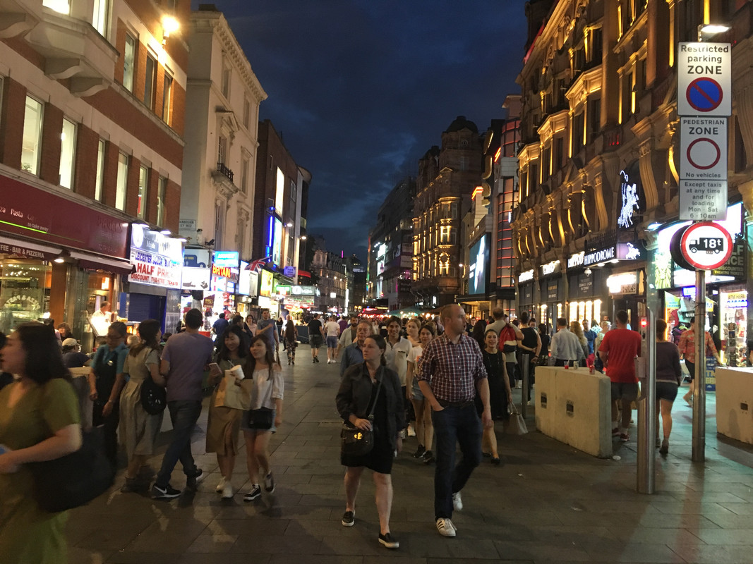 04340B70-91EC-4BA5-A5B2-B7E0B18A1315