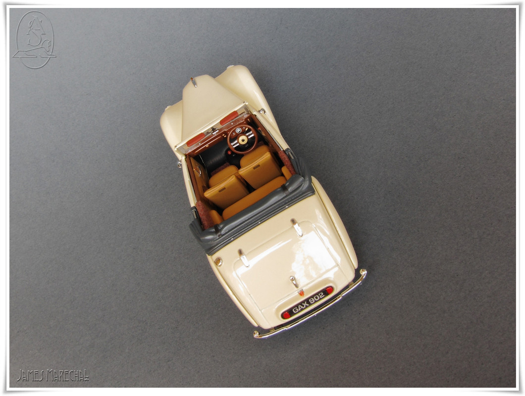 ArmstrongS. Hurricane (5) Ox