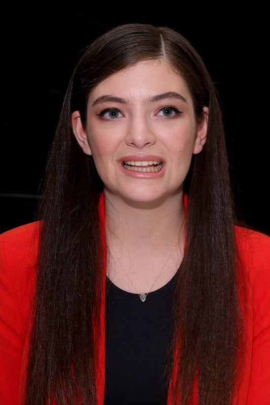 Lorde-MunawarHosain111014_tcc (11)