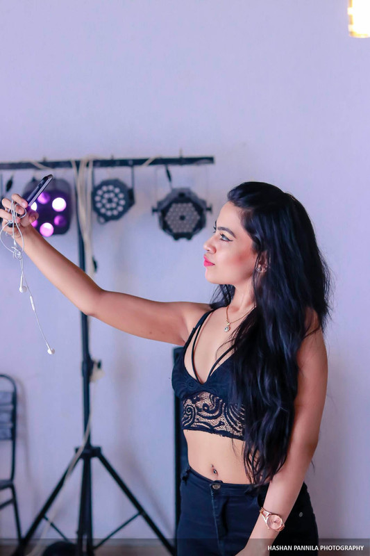 srilankanmodel_1543332904_7087373