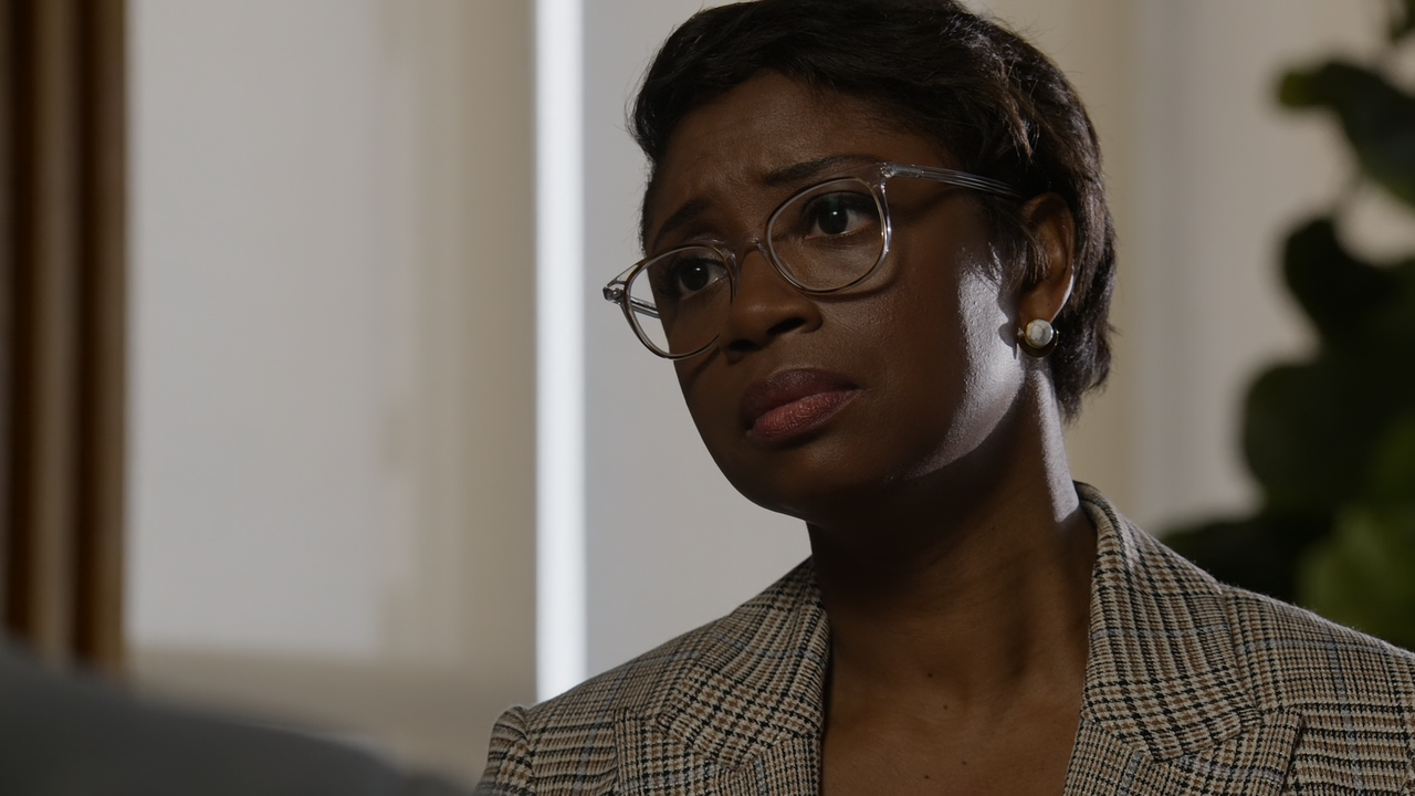 The.Blacklist.S09E19.The.Bear.Mask.1080p.10bit.AMZN.WEB-DL.DDP5.1.HEVC-Vyndros.mkv_snapshot_36.50_[2