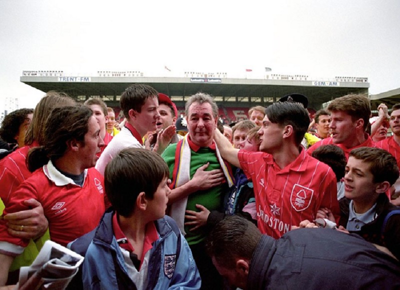 [Image: Cloughies-last-home-game-against-Sheffie...n-1993.jpg]