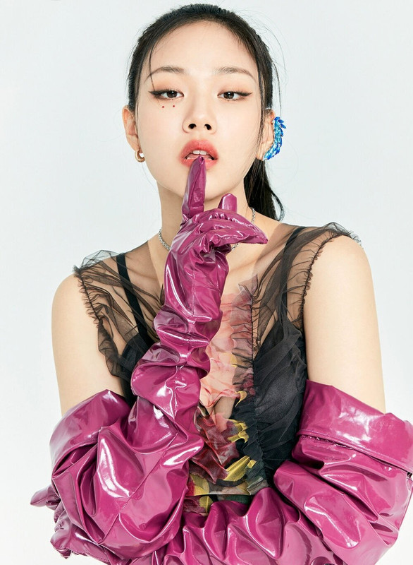 BIBI-for-BRANDI-photoshoot-documents-3