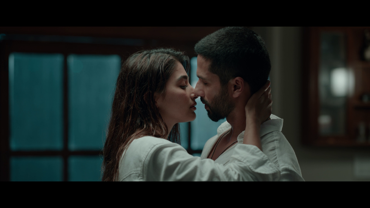 vlcsnap-2025-03-31-22h18m35s281