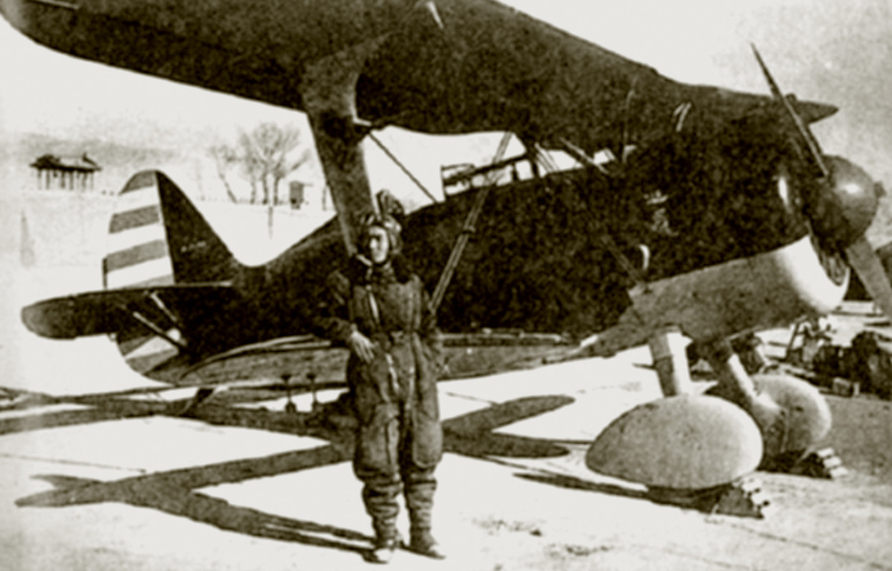 CAF-Polikarpov-I-153-Chinese-army-of-Chang-Chai-Shek-July-1939-China-02
