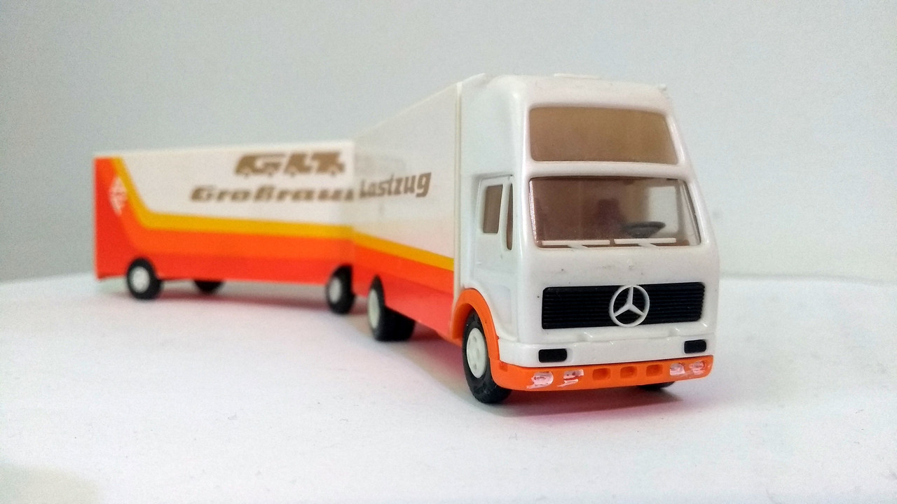 Mach (2354)